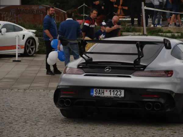 Spinyoo Kaszinó Android/iOS Alkalmazás